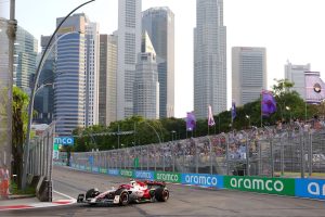 large-2022 Singapore Grand Prix - Friday