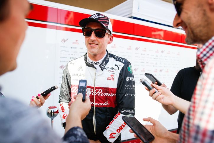 large-2022 Abu Dhabi Grand Prix - Friday (2)