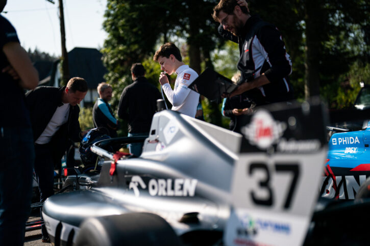 37 Sztuka, US, Spa 2023-00298