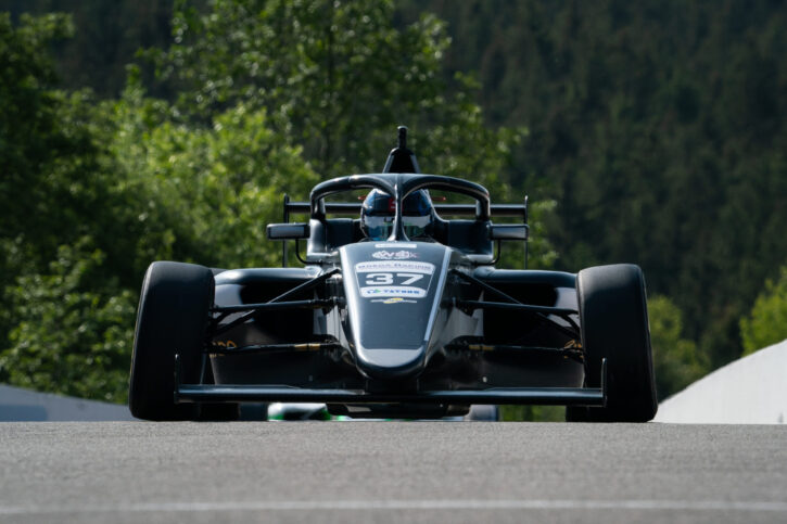 37 Sztuka, US, Spa 2023-00447 (1)