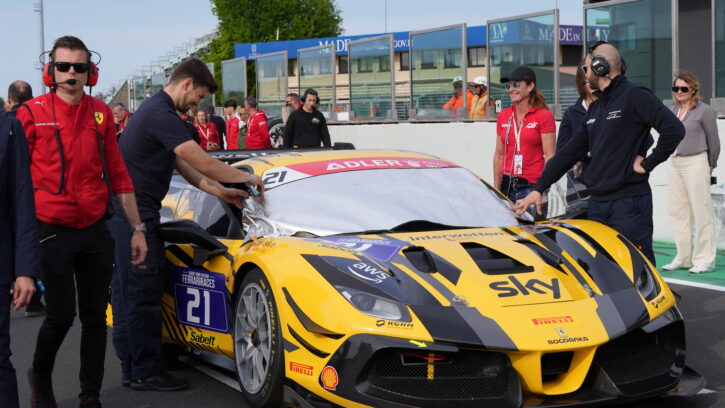 Szymon ładniak Ferrari Challenge