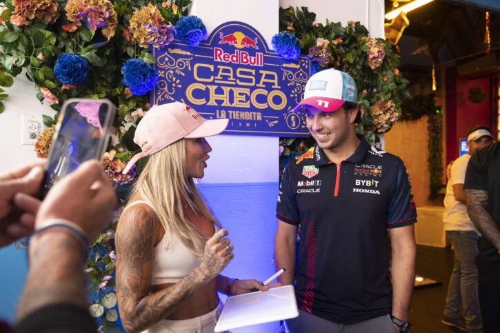 Leticia Bufoni, Sergio "Checo" Pérez