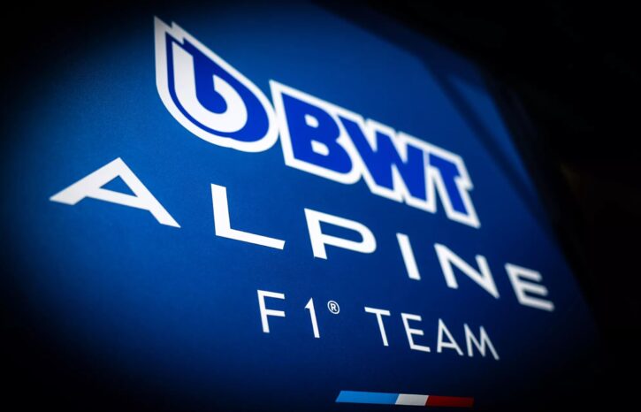 Zagadkowe włamanie do siedziby Alpine