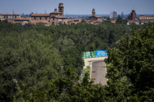Oscar Piastri, McLaren MCL38, Lando Norris, McLaren MCL38