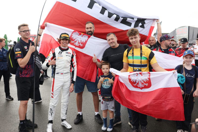 Powstała piosenka dla Kucharczyka. Co mówi przed ostatnią rundą?