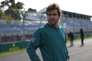 Fernando Alonso, Aston Martin F1 Team track walk