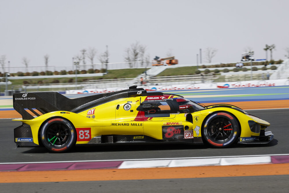 Press - Qatar 1812 KM