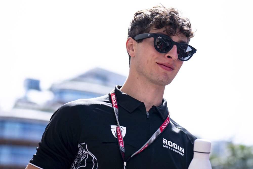 Biliński zwycięzcą Sprintu Formuły 3 na Monzy!