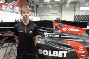 Maciej Gładysz F3 bolid