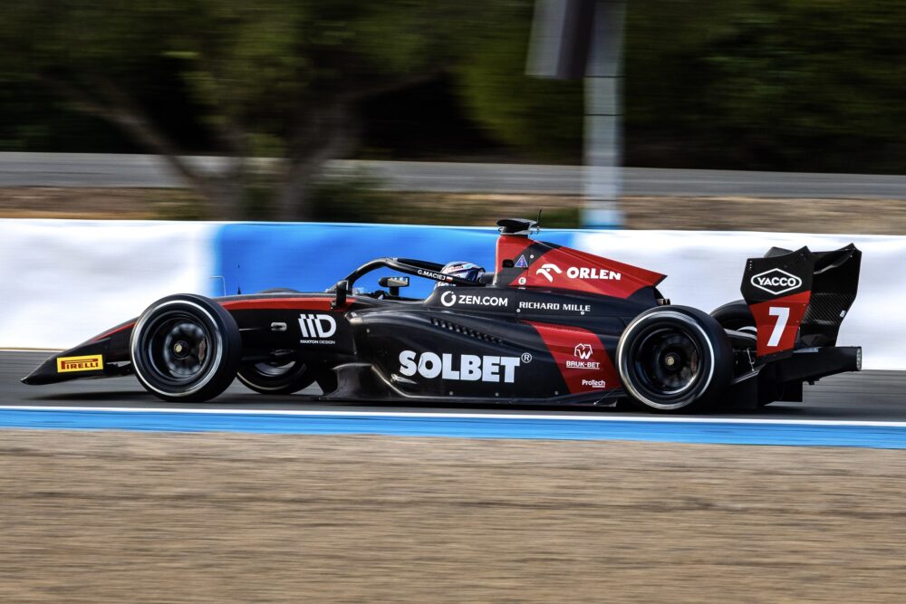 Maciej Gładysz testy F3 Jerez 4
