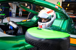 Jan_Przyrowski_FRMET_Debiut_Abu_Zabi_Runda_1_2026_8