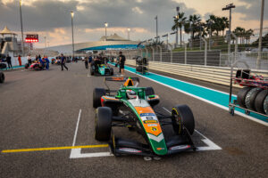 Jan_Przyrowski_FRMET_Debiut_Abu_Zabi_Runda_1_2026_9