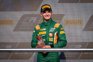 Jan_Przyrowski_Podium_Katar_2026_FRMET_1