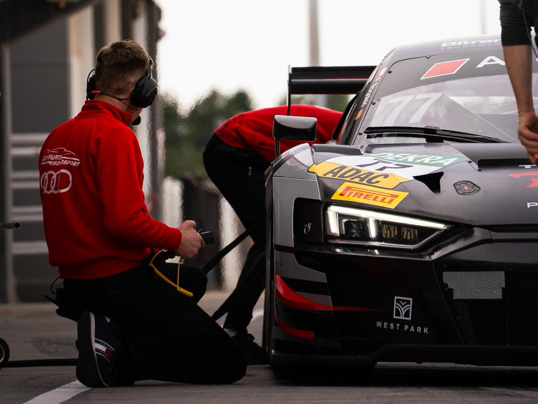 Polak będzie testował w DTM. Pojedzie cały sezon?