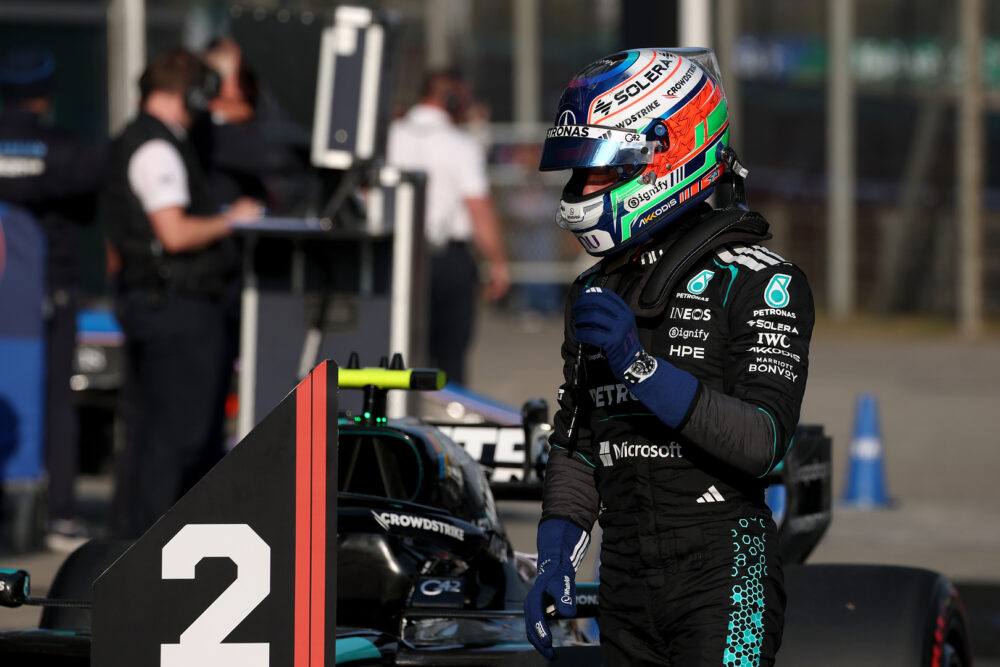 Antonelli najmłodszym w historii! Nerwowe kwalifikacje w Chinach