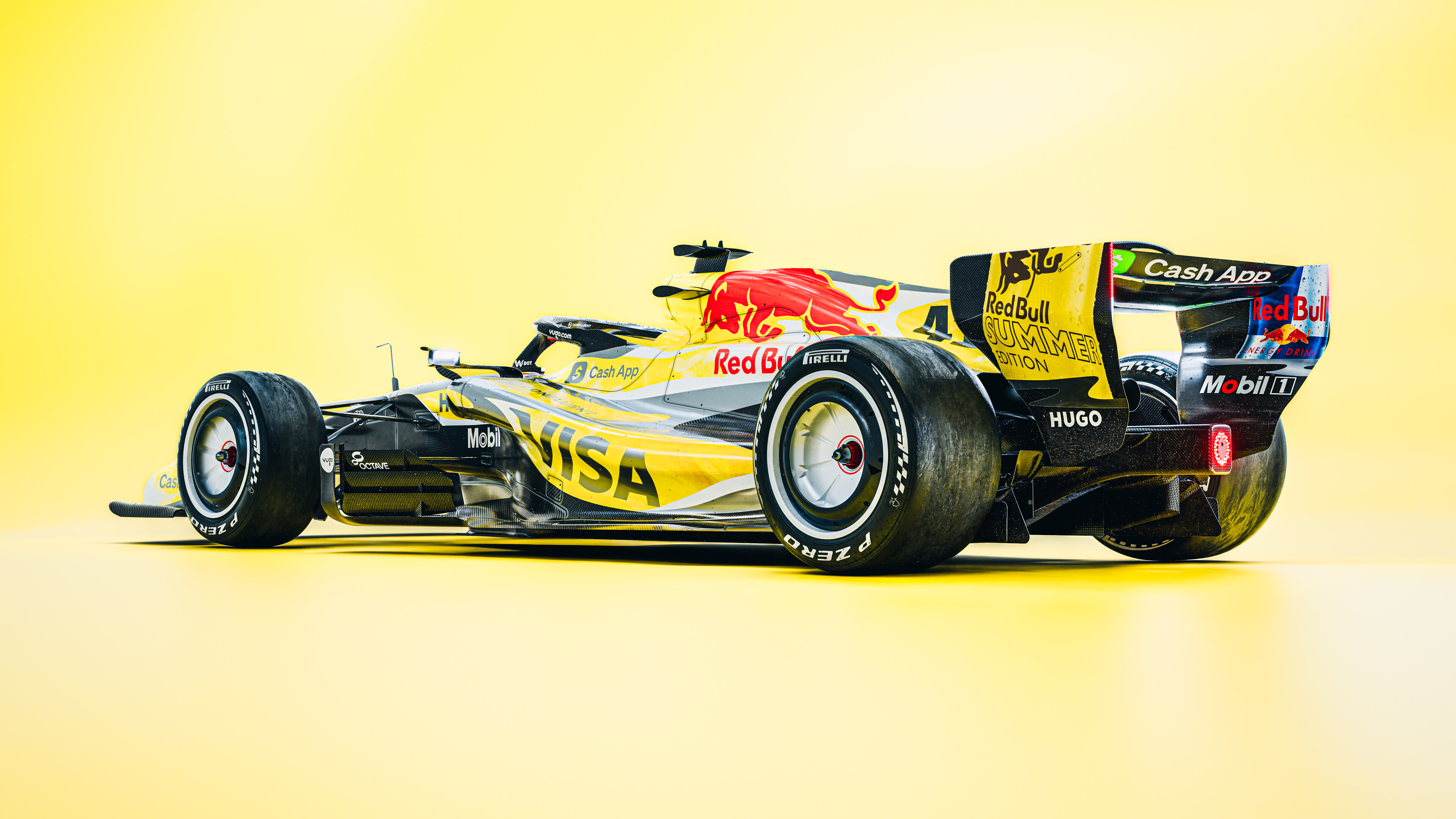 I wtedy wchodzą oni, cali na… żółto