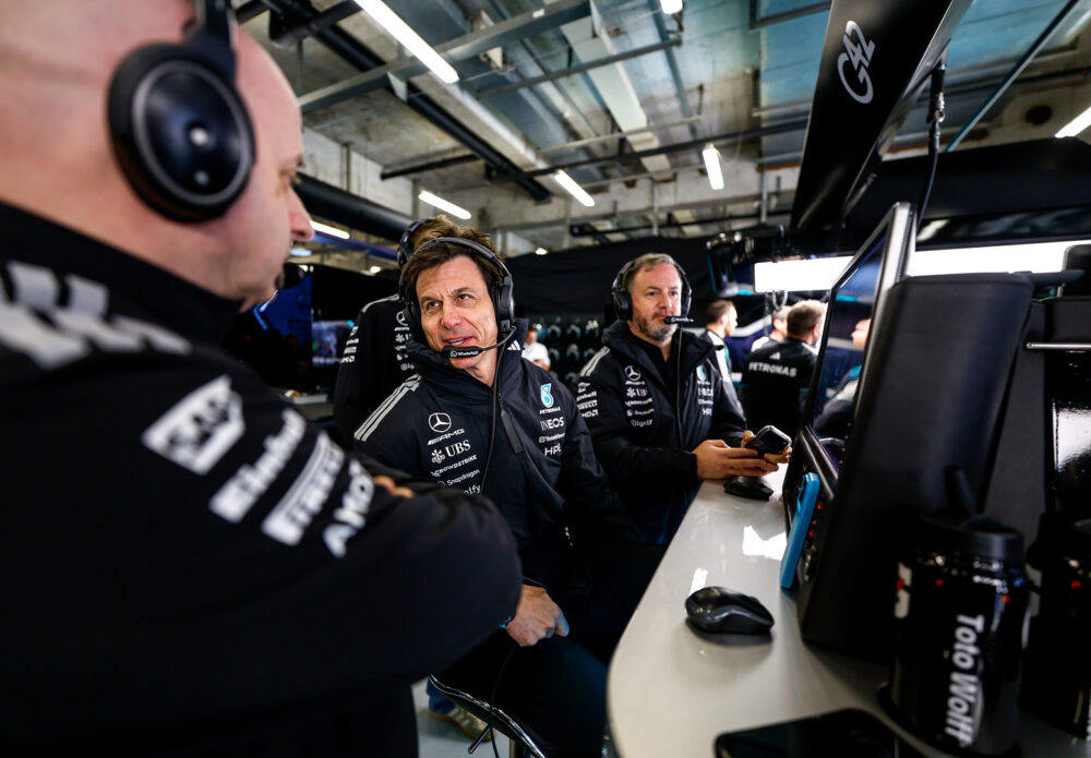Mercedes wycofuje się z zakupu udziałów w innej ekipie F1
