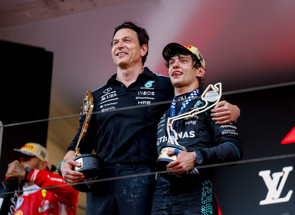 “Verstappen odrzucił ofertę Mercedesa”