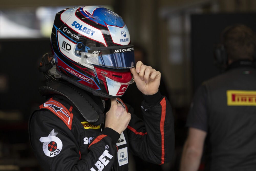 Sprint Formuły 3 w Monako. Jak poradzi sobie Maciej Gładysz? [Relacja live]