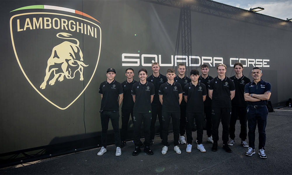 Dwóch Polaków w programie Lamborghini