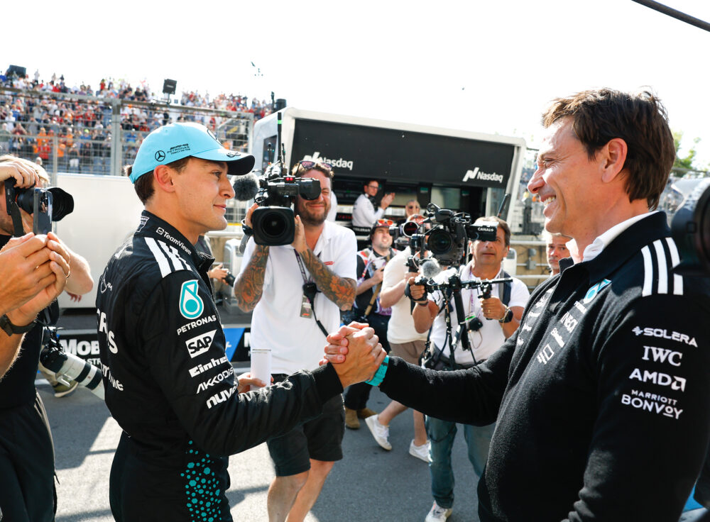 Russell: “W grę wchodzi poważna usterka”. Mercedes nie wie o co chodzi