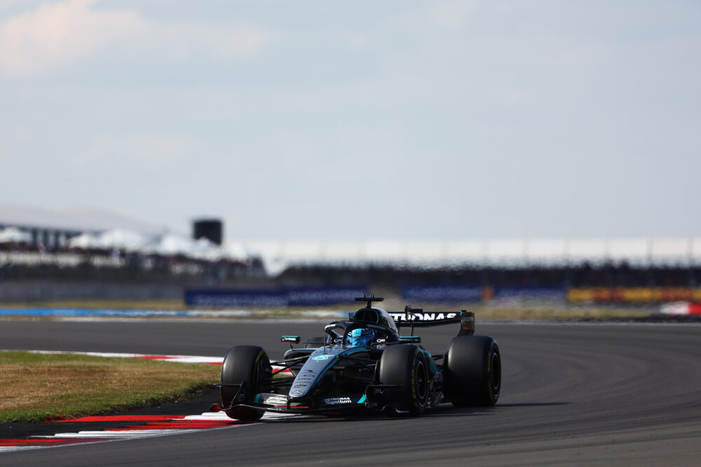 2,75 km bez hamulca: Nowe bolidy na Silverstone