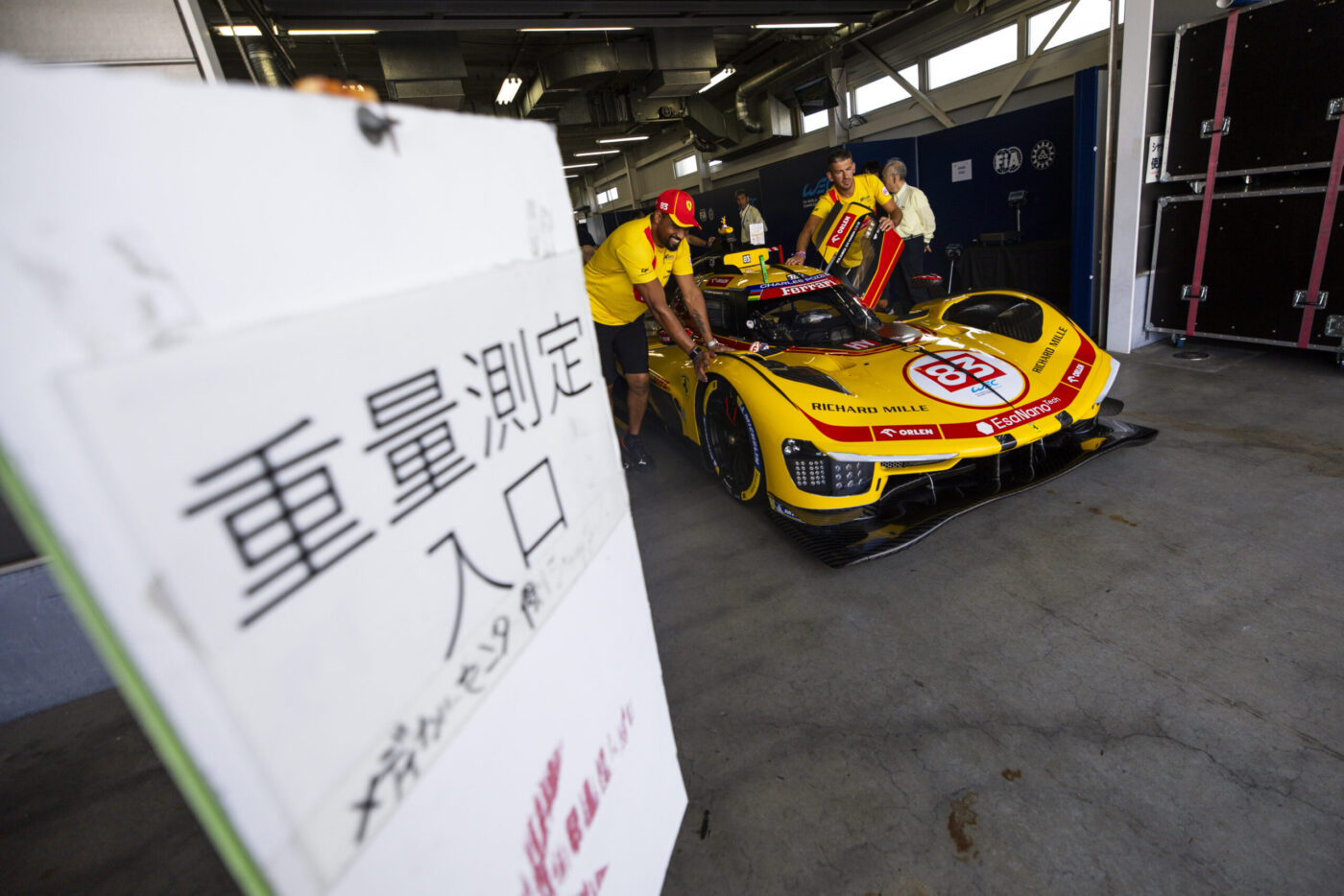 Niezłe tempo Ferrari na początek jazd na Fuji