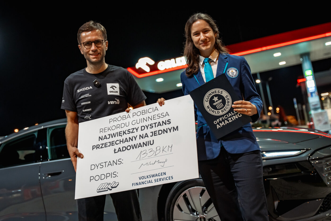 Marczyk pobił kolejny rekord Guinnessa – ile elektrykiem na jednym ładowaniu?