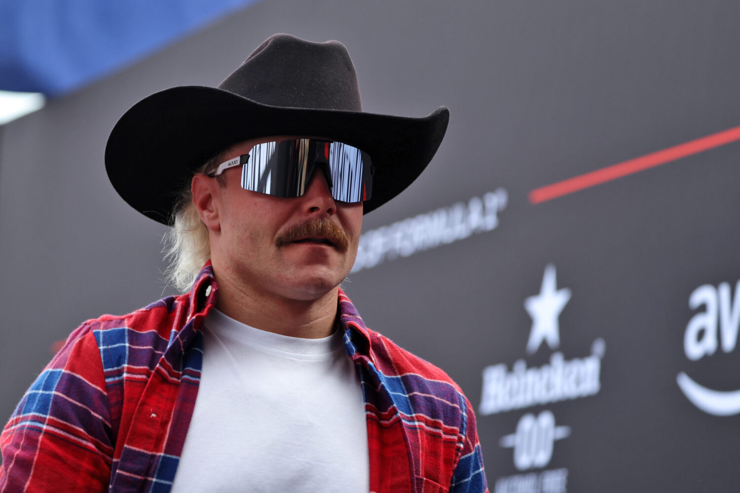 Bottas o plotkach na swój temat: Gdyby babcia miała wąsy…