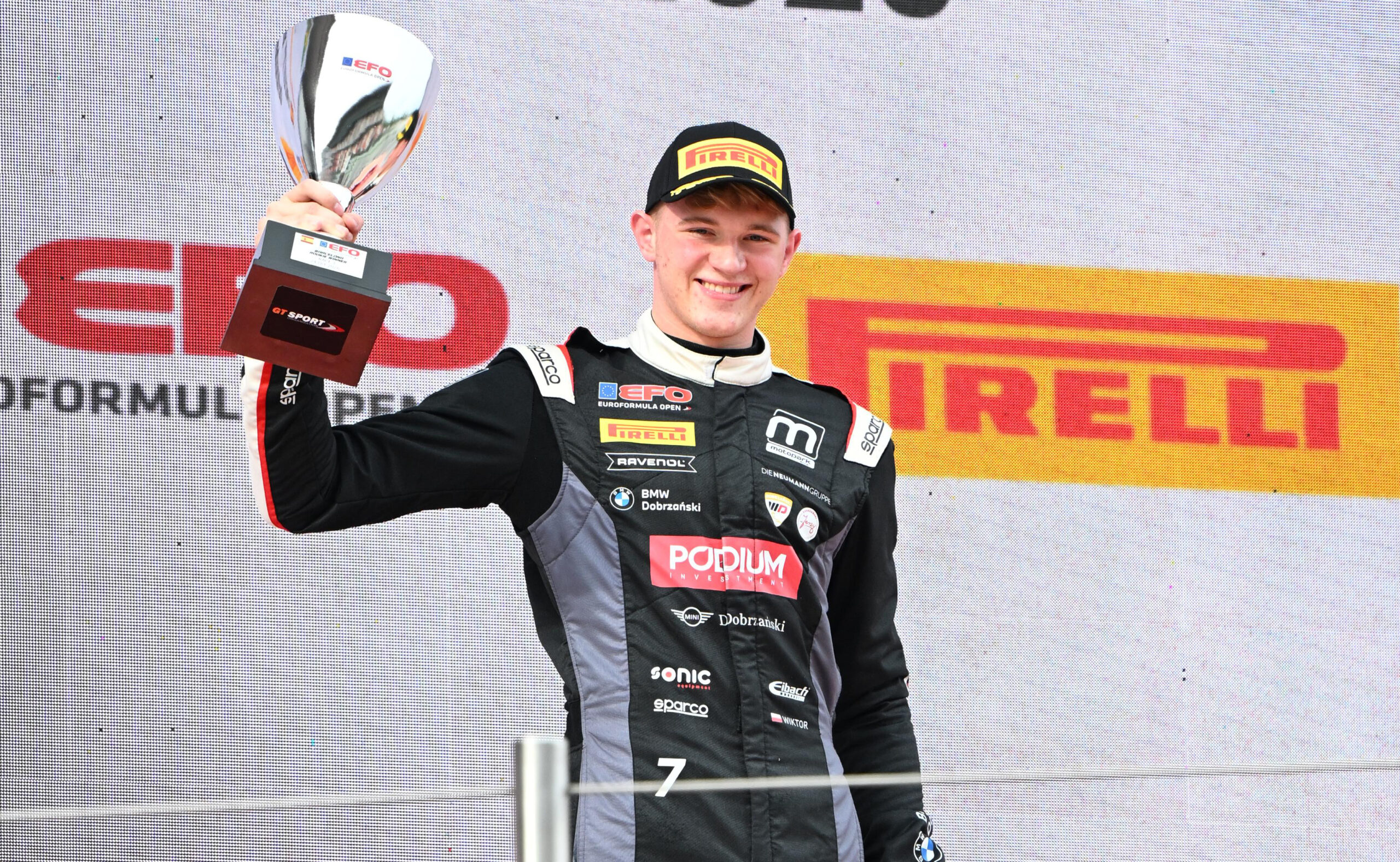 Dobrzański z tytułem Rookie Champion 2026. Fantastyczne zakończenie sezonu Euroformula Open
